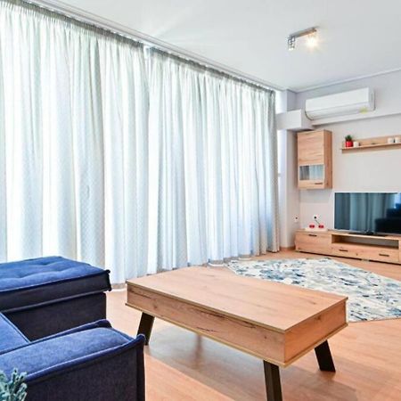 Cozy Apartment Located On Piraeus Port Area- Екстериор снимка