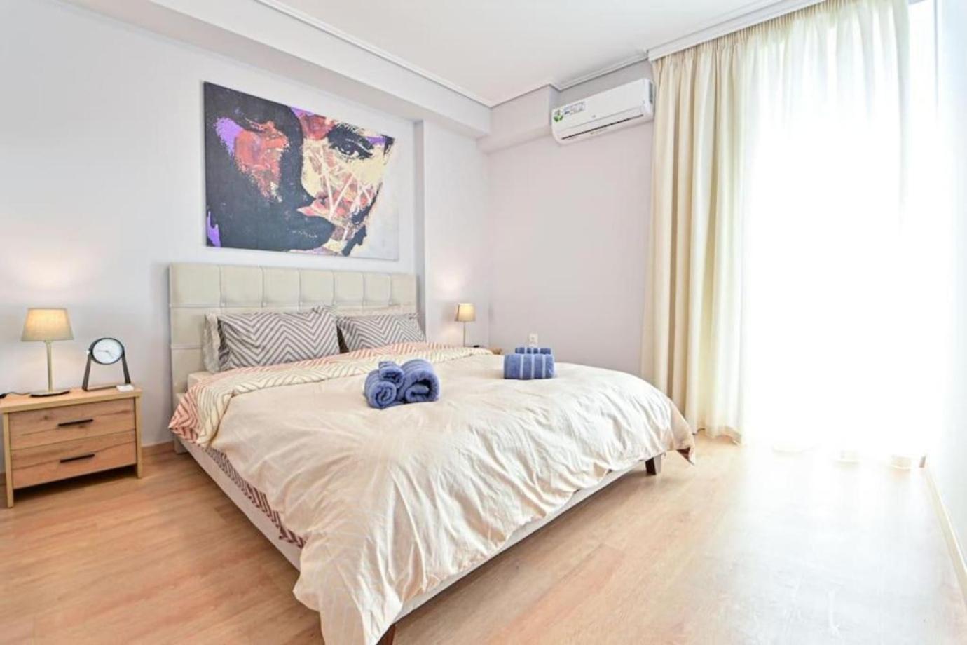 Cozy Apartment Located On Piraeus Port Area- Екстериор снимка